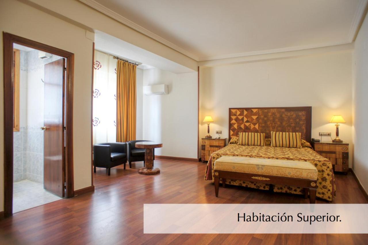 Hotel Montermoso Аранда-де-Дуэро Экстерьер фото